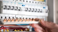 How to Choose the Right Switchgear for a Safe and Efficient Home