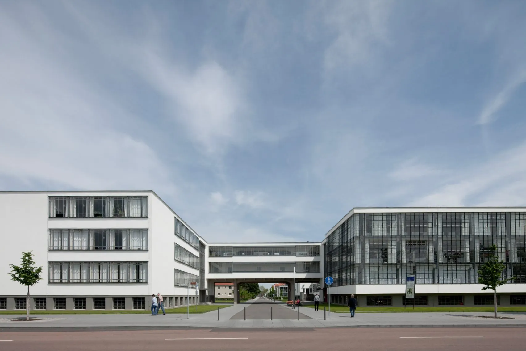 Iconic Buildings of Modern Architecture
