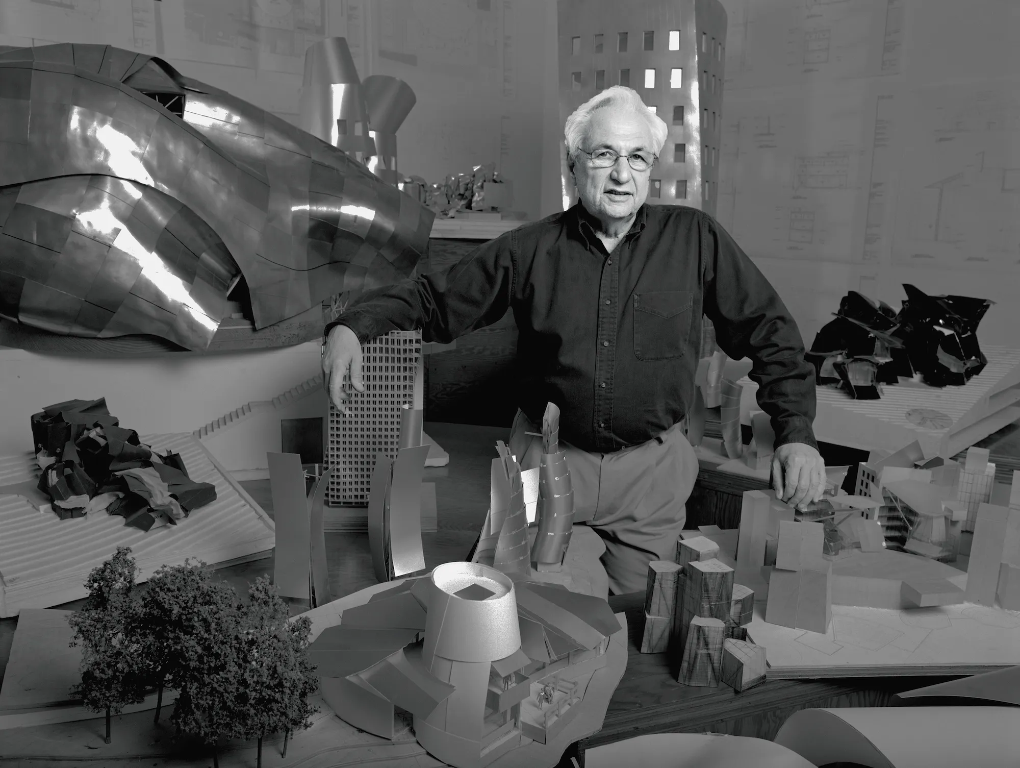 Farewell to Frank Gehry: A Tribute Through 5 Masterworks of Deconstructivist Architecture 15 Frank Gehry, 5 Masterworks of Deconstructivist Architecture