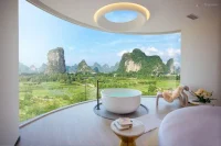 LS Hotel (Guilin Liangsu), a hotel with an “Avatar”-like view in China