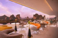 LS Hotel (Guilin Liangsu), a hotel with an “Avatar”-like view in China