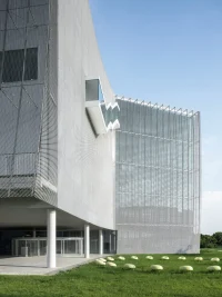 SANAA Opens the Taichung Green Museumbrary in Taiwan