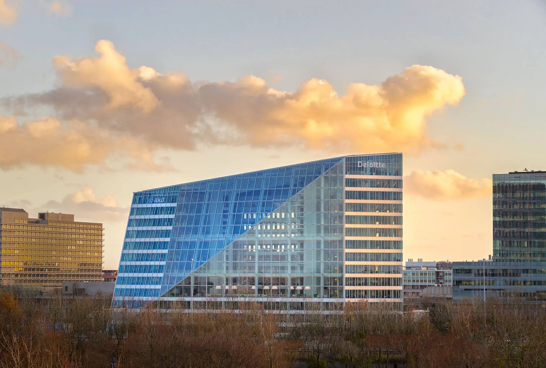 Smart Materials; Sustainable Construction