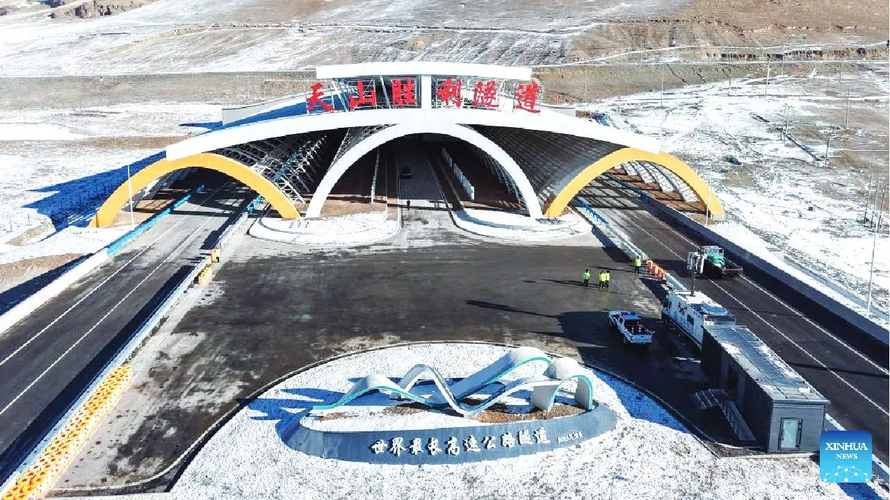 World’s Longest Expressway Tunnel Opens to Traffic in China, Tianshan Shengli Tunnel