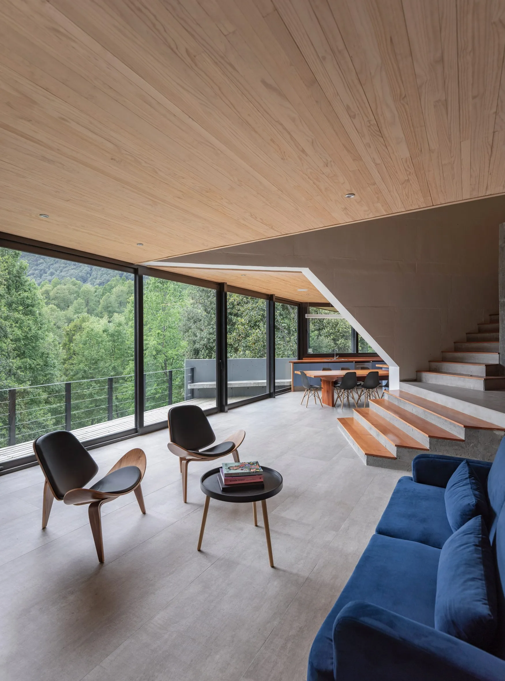 10 Breathtaking Cliff Houses That Push Design Boundaries 25 Cliff Houses