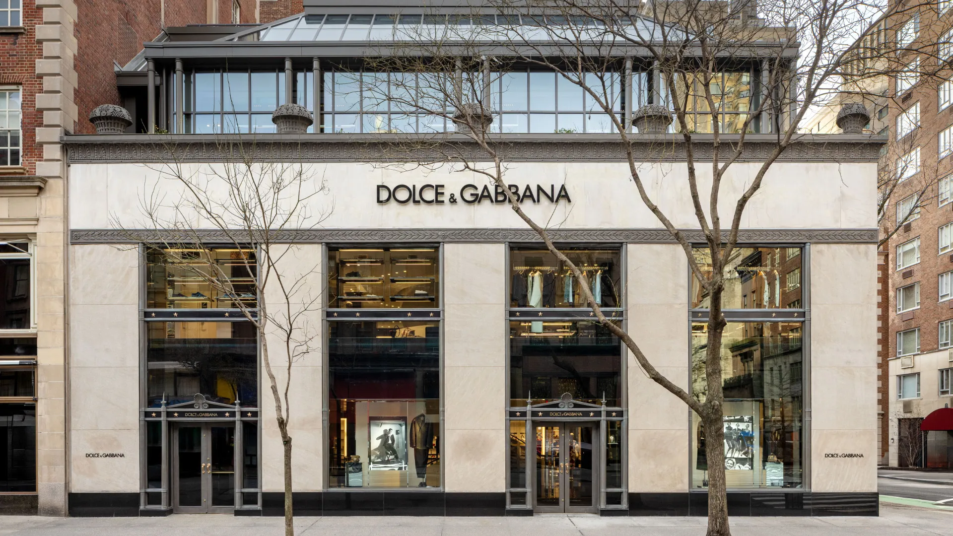 10 Iconic Facade Designs Redefining Luxury Retail Experiences