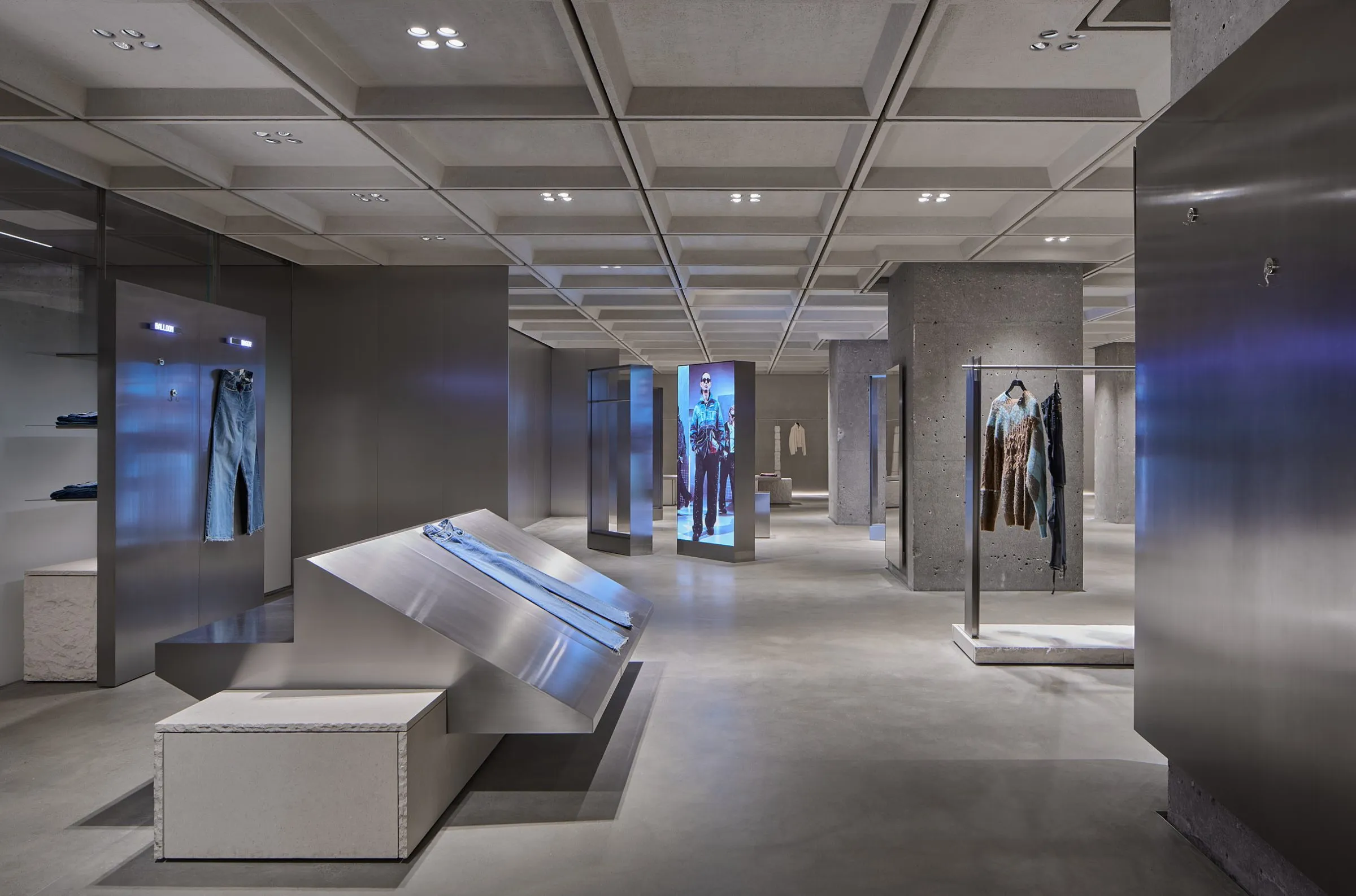 10 Iconic Facade Designs Redefining Luxury Retail Experiences