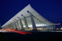 10 Largest Airports in the World in 2026