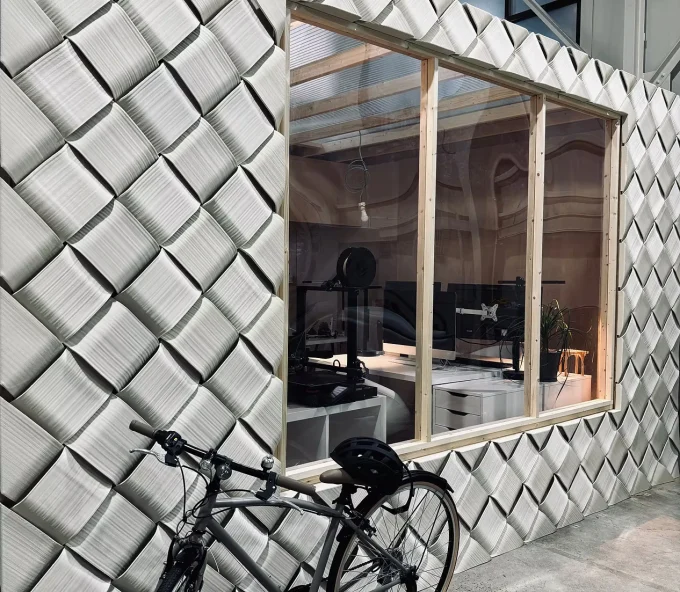 Oka Architecture’s CIRCULUS Atelier, A Workspace Wrapped in Knitted 3D-Printed Façade