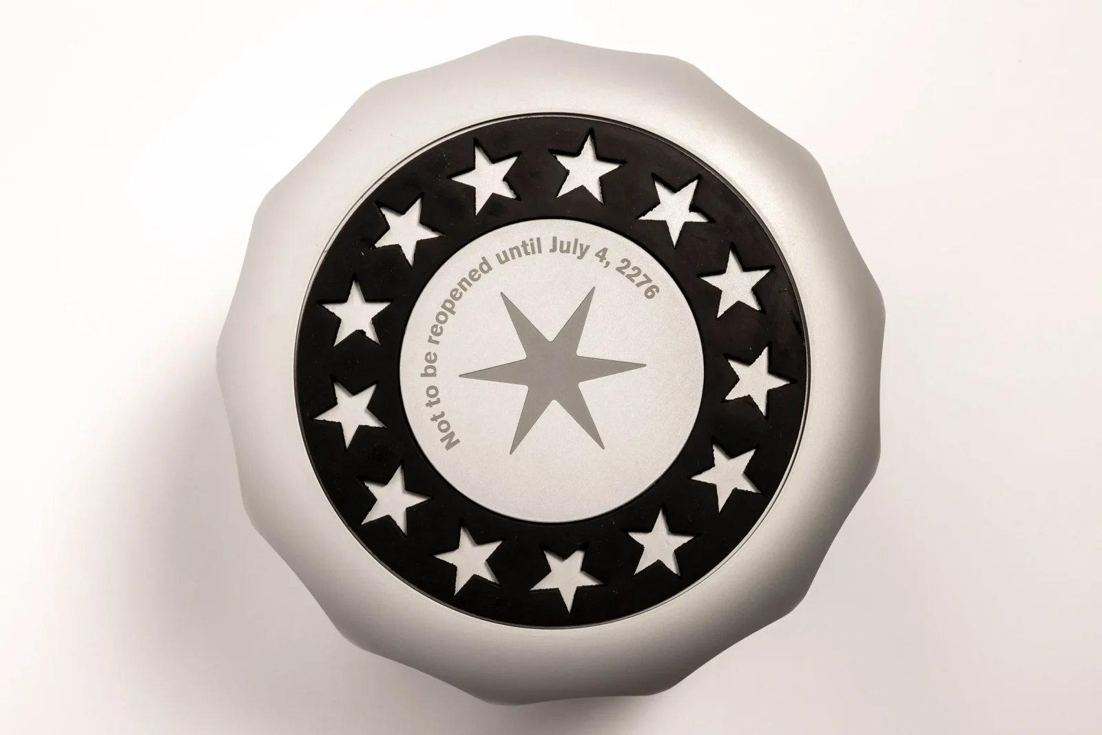 Norman Foster Crafts Time Capsule to Mark U.S. 250th Anniversary