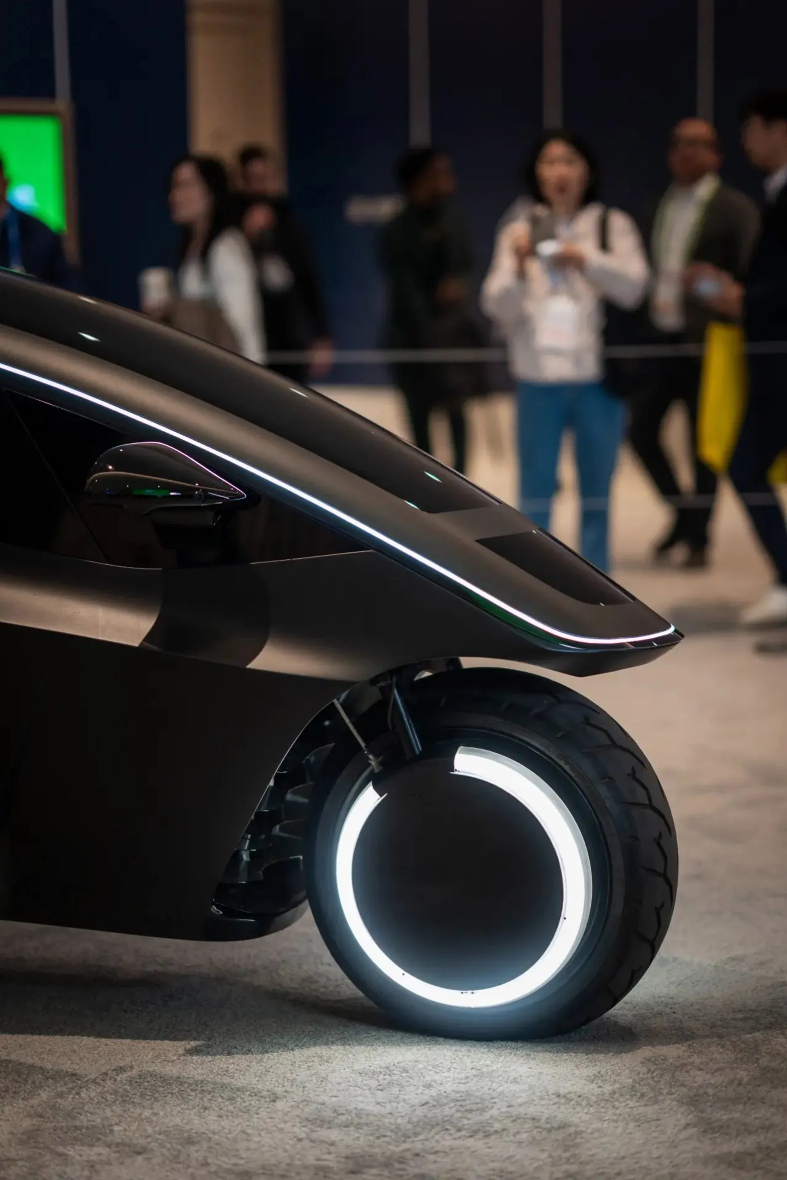 will.i.ams-AI-Powered-‘Brain-on-Wheels, Trinity Electric Vehicle
