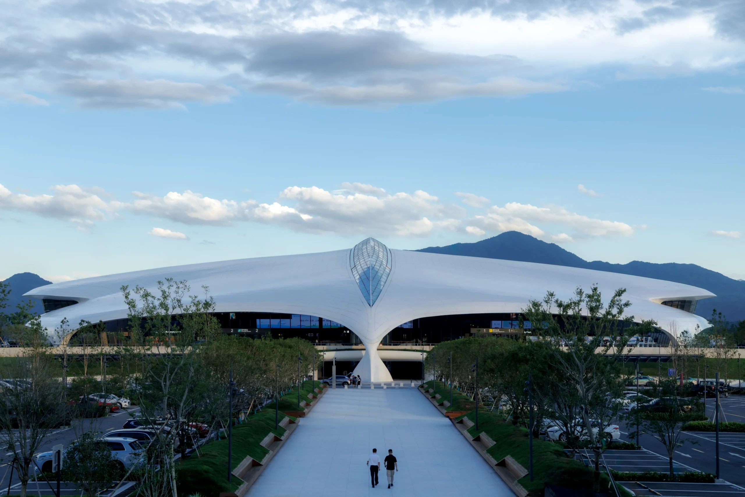 MAD’s Lishui Airport Takes Shape in China’s Mountain Valley