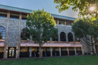 Keeneland Introduces New Paddock Building Hospitality Spaces for 2026 Spring Meet