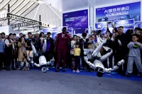 Humanoid Robots Perform at China’s Lunar New Year Celebration