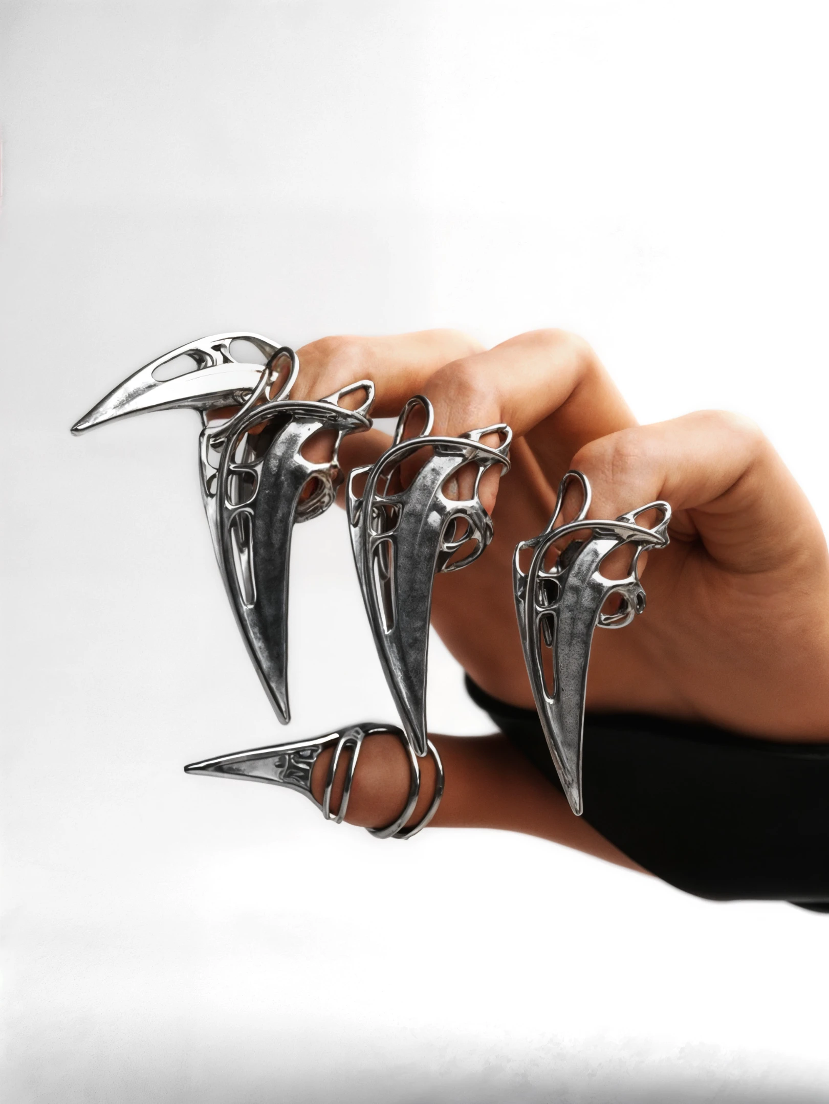 Dynamic Wearables for Fashion Design