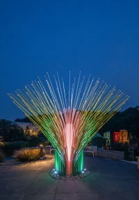 Chorus Ventus by NEON, A Plant-Inspired Installation Blooms at Lauritzen Gardens