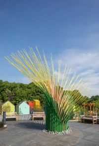 Chorus Ventus by NEON, A Plant-Inspired Installation Blooms at Lauritzen Gardens