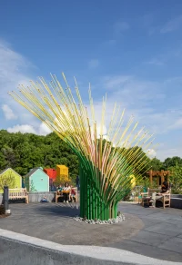Chorus Ventus by NEON, A Plant-Inspired Installation Blooms at Lauritzen Gardens