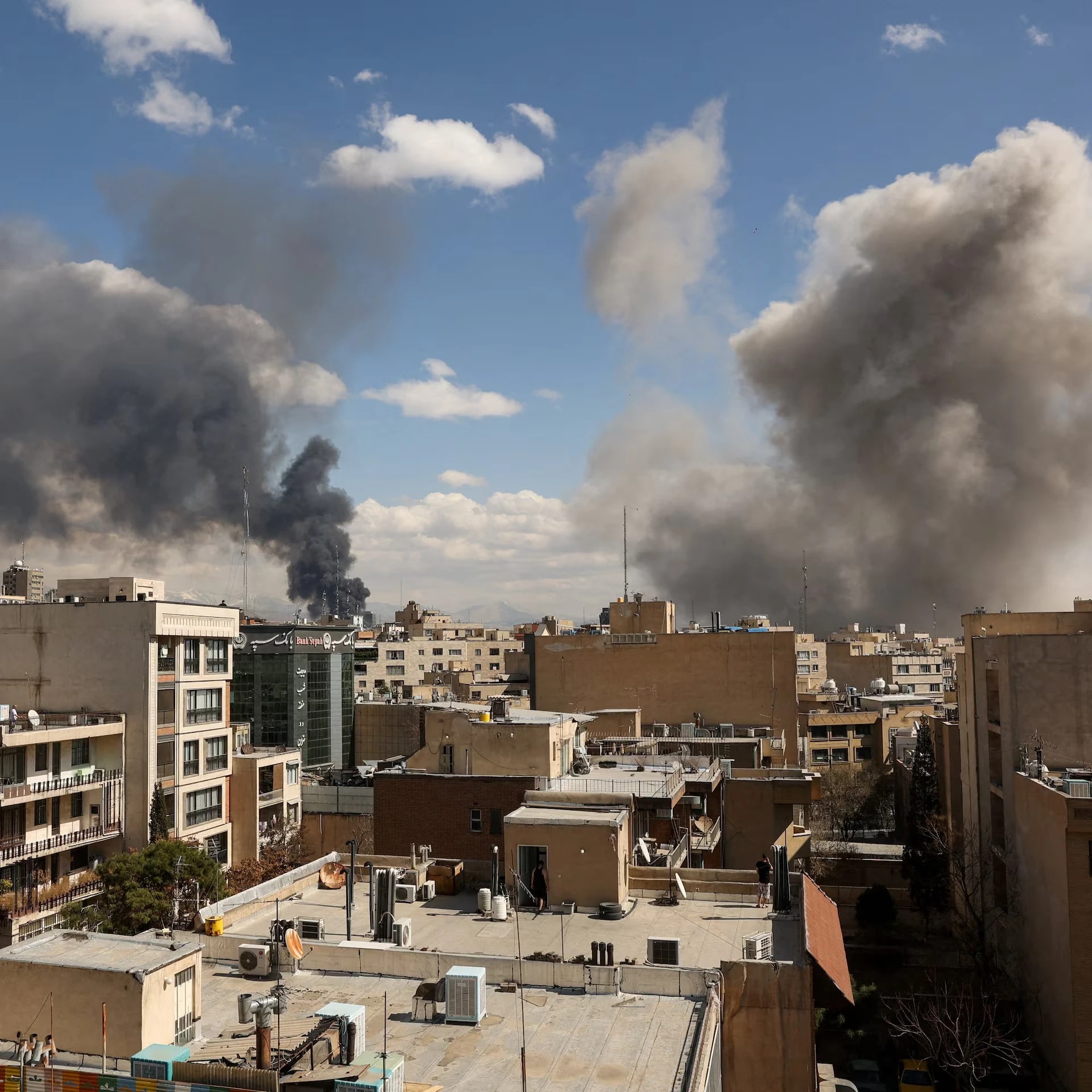 Widespread Damage as Over 42,000 Civilian Buildings Hit in US–Israel Airstrikes on Iran 5 Conflict in Iran Causes Extensive Civilian and Cultural Damage