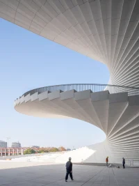 Snøhetta’s Shanghai Grand Opera House