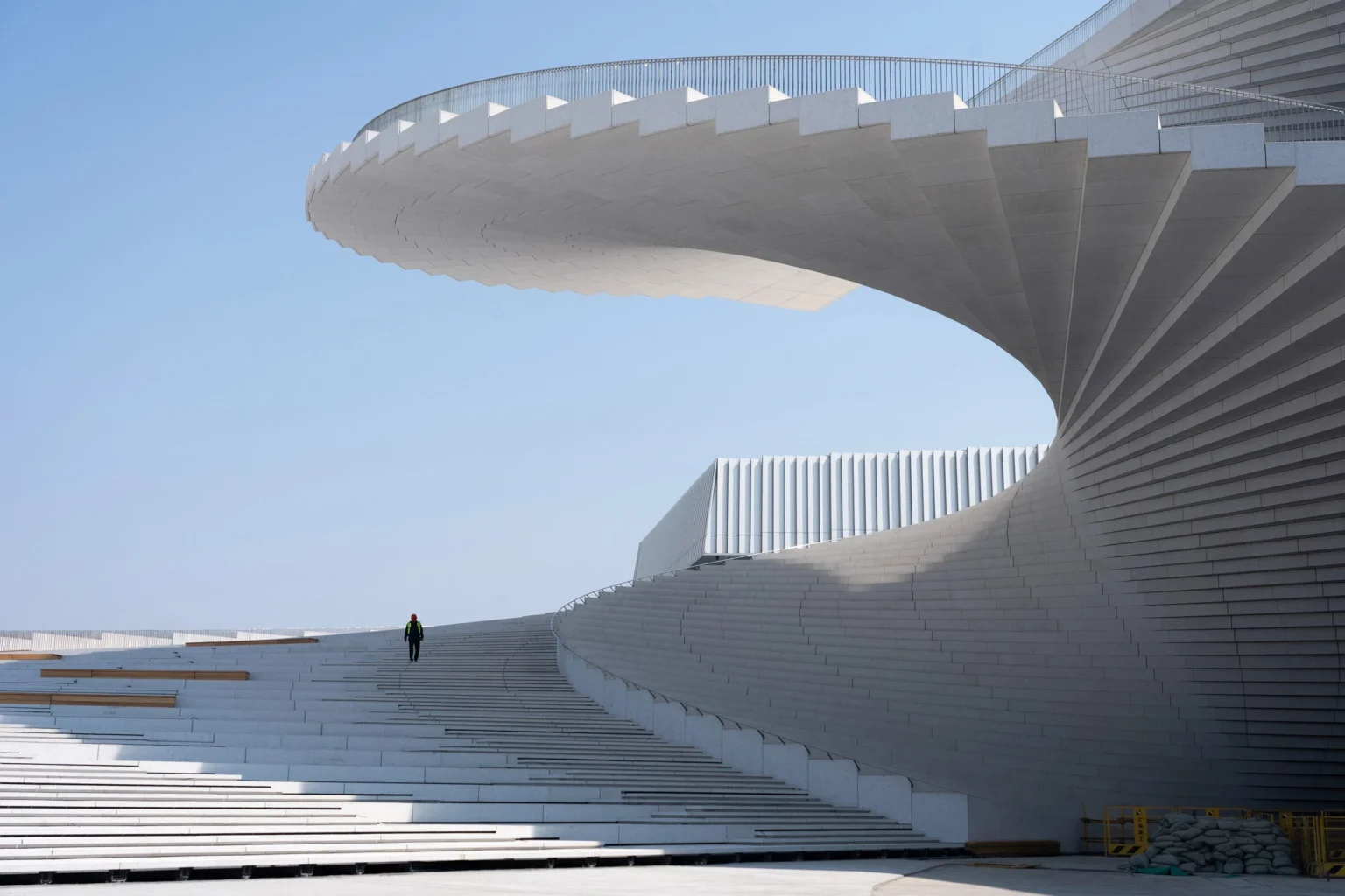 Snøhetta’s Shanghai Grand Opera House