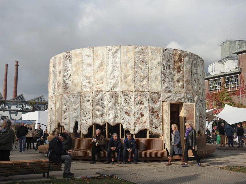 Can We Design Responsive Buildings Through Living Architecture? 18 Can We Design Responsive Buildings Through Living Architecture?