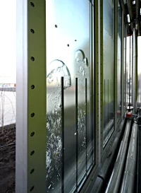 Can We Design Responsive Buildings Through Living Architecture?