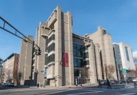 10 Stunning University Campuses