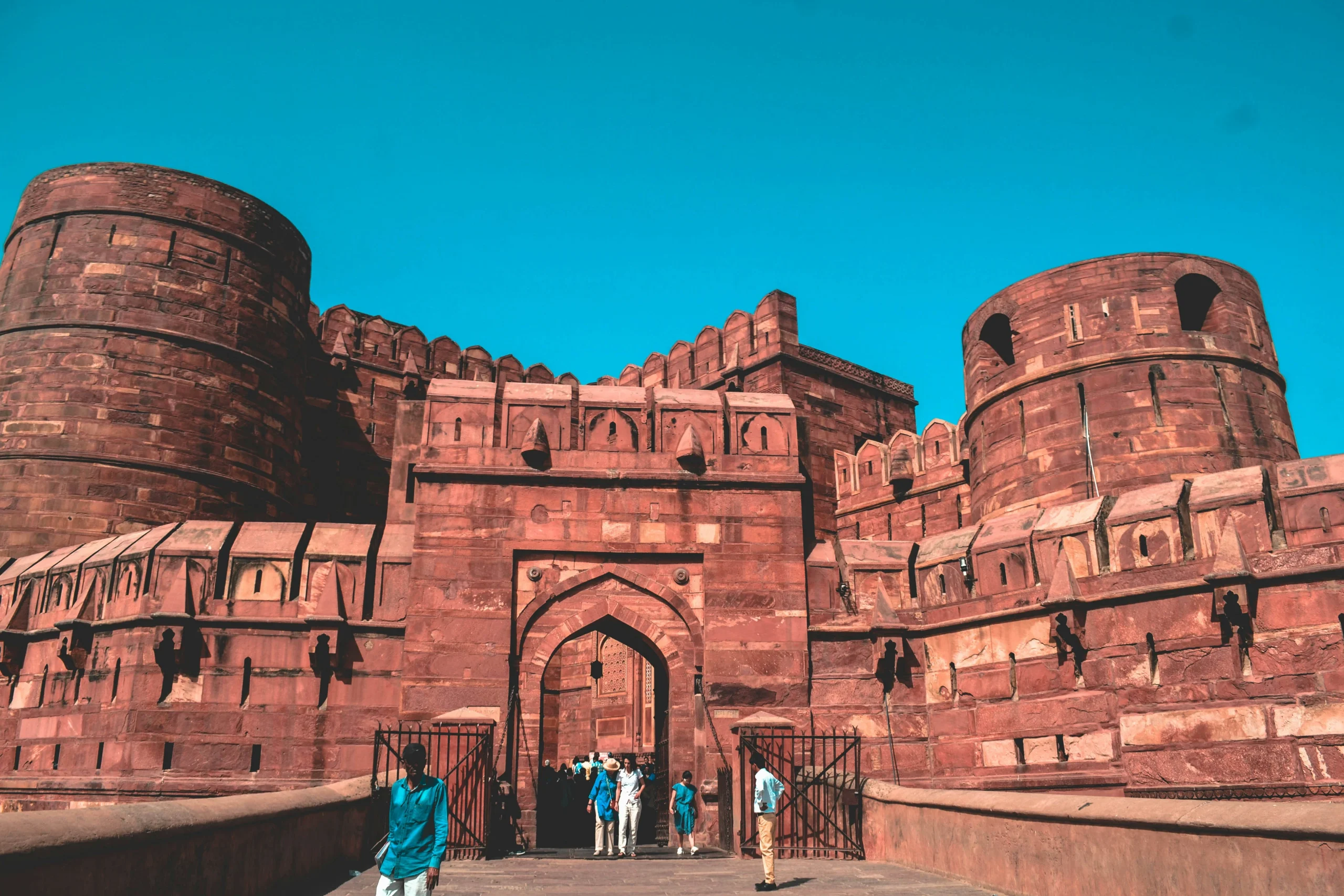 Agra’s Architectural Identity Revealed Through 8 Historic Landmarks