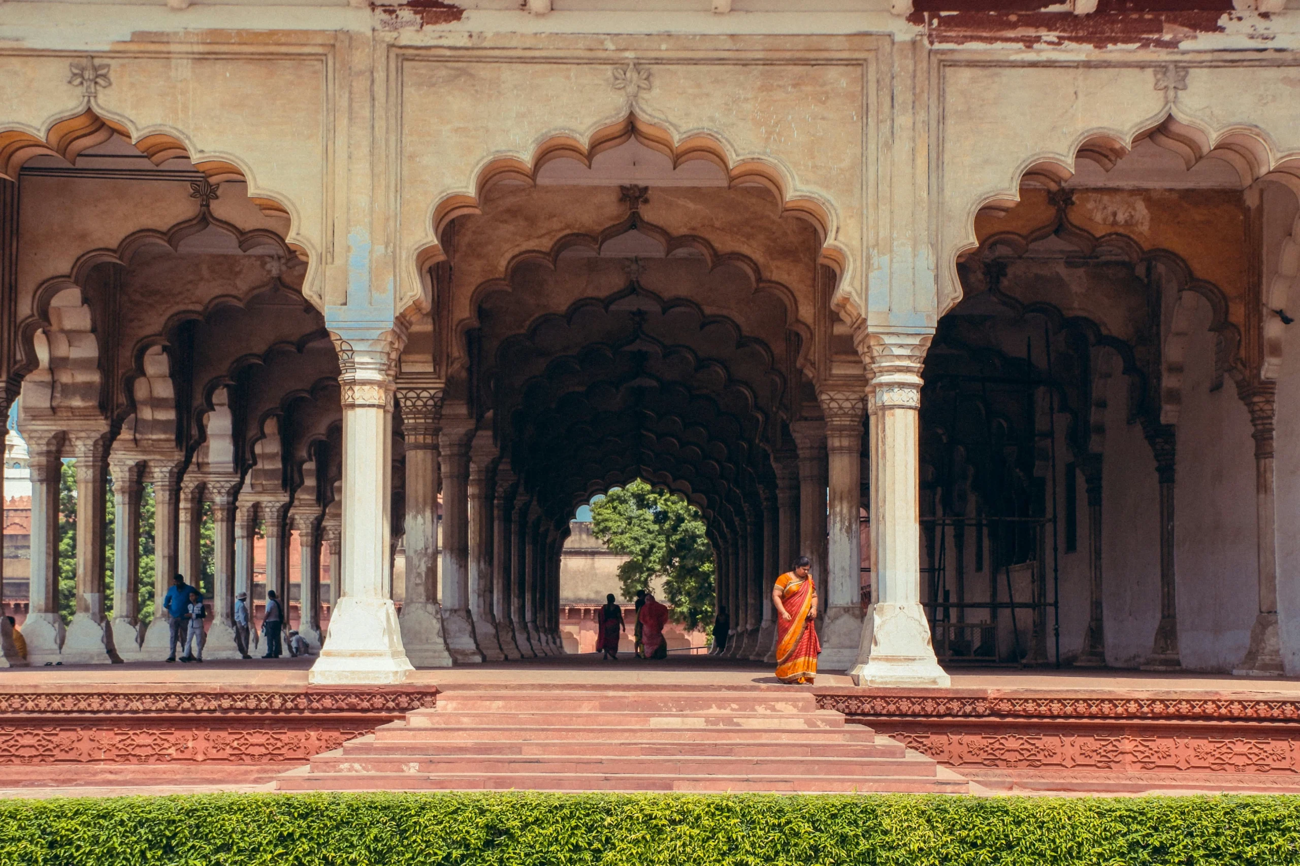 Agra’s Architectural Identity Revealed Through 8 Historic Landmarks