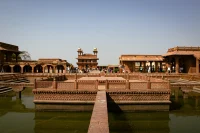Agra’s Architectural Identity Revealed Through 8 Historic Landmarks