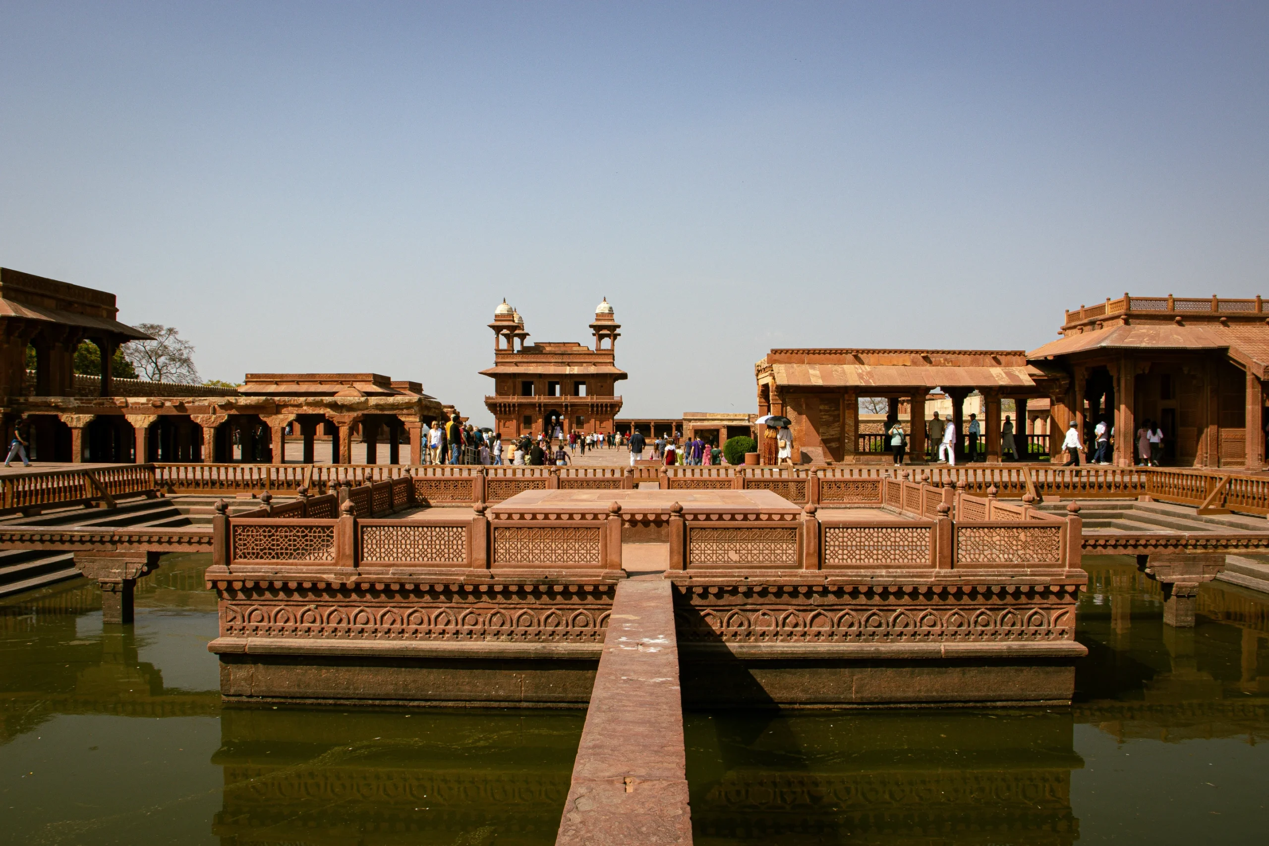 Agra’s Architectural Identity Revealed Through 8 Historic Landmarks