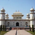 Agra’s Architectural Identity Revealed Through 8 Historic Landmarks