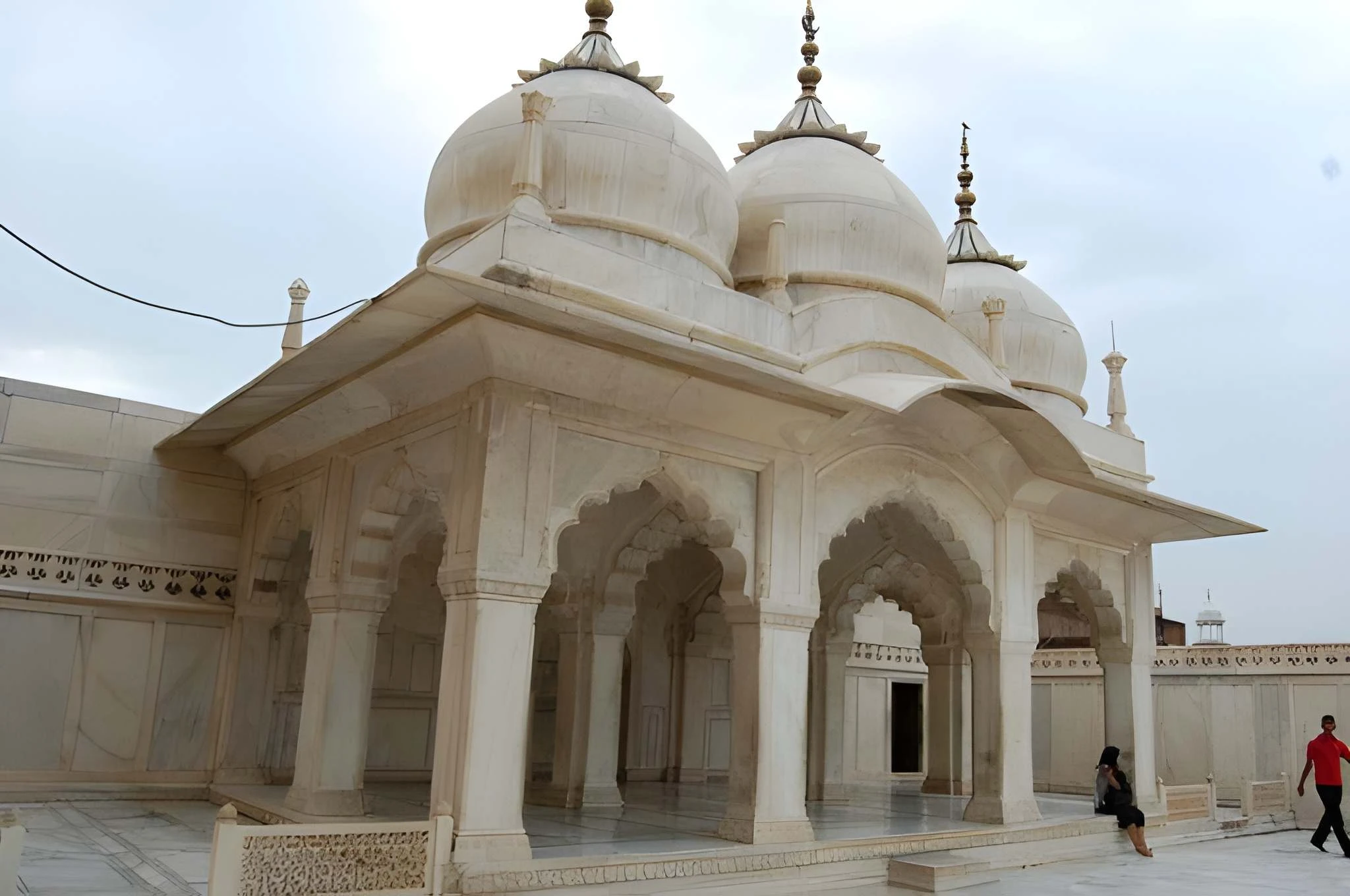 Agra’s Architectural Identity Revealed Through 8 Historic Landmarks