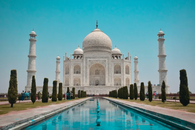 Agra’s Architectural Identity Revealed Through 8 Historic Landmarks