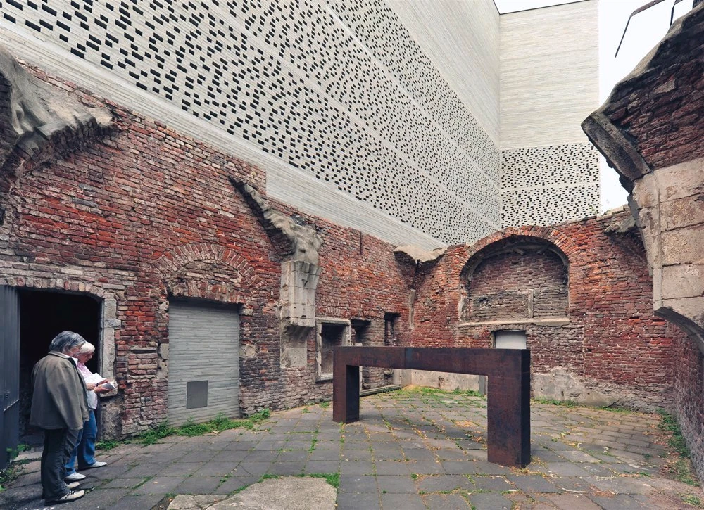 Using Brick as a Sustainable Building Material in Contemporary Architecture 15 Using Brick as a Sustainable Building Material in Contemporary Architecture