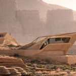 Habitable Outcrop, A Desert Observatory House