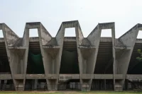 How to Balance Brutalism and Biophilia in Architecture