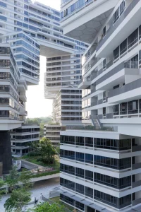 How to Balance Brutalism and Biophilia in Architecture