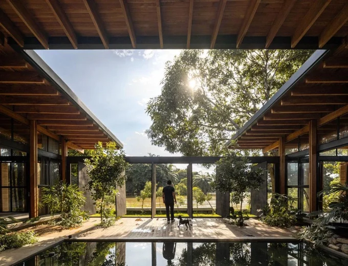 Natura Futura, The House of Time