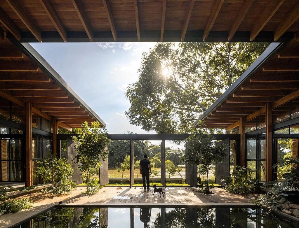 Natura Futura, The House of Time
