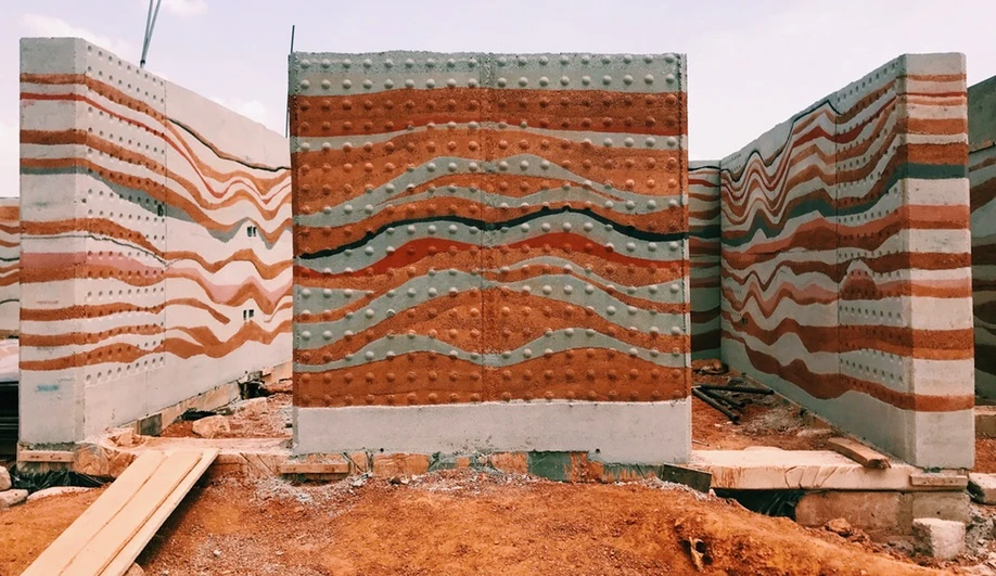 Circular Architecture Begins with Soil: Rammed Earth Revival 9 Circular Architecture Begins with Soil: Revival of Rammed Earth