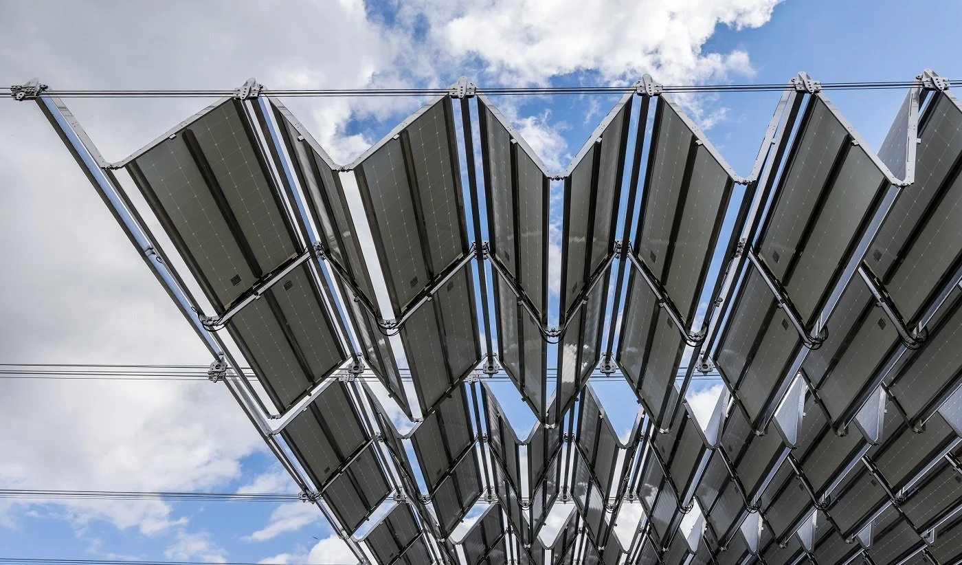 How Solar Panels Are Redefining Architectural Surfaces 6 How Solar Panels Are Redefining Architectural Surfaces