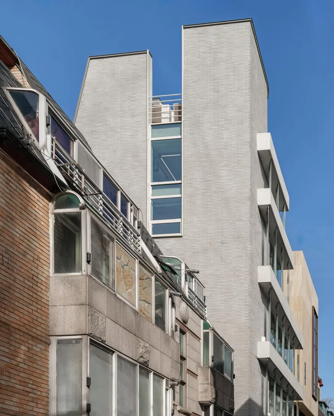 Nonhyeon 169 by See Architects