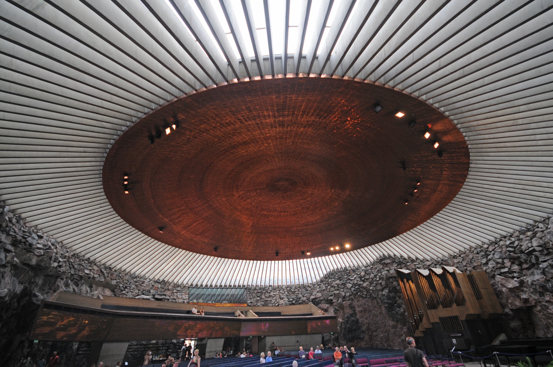 8 Proto-Parametric Churches That Were Ahead of Their Time 18 8 Proto-Parametric Churches That Were Ahead of Their Time