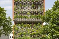 Flying Vegetation: A Vietnamese Residence by H&P Architects Redefining Agritecture