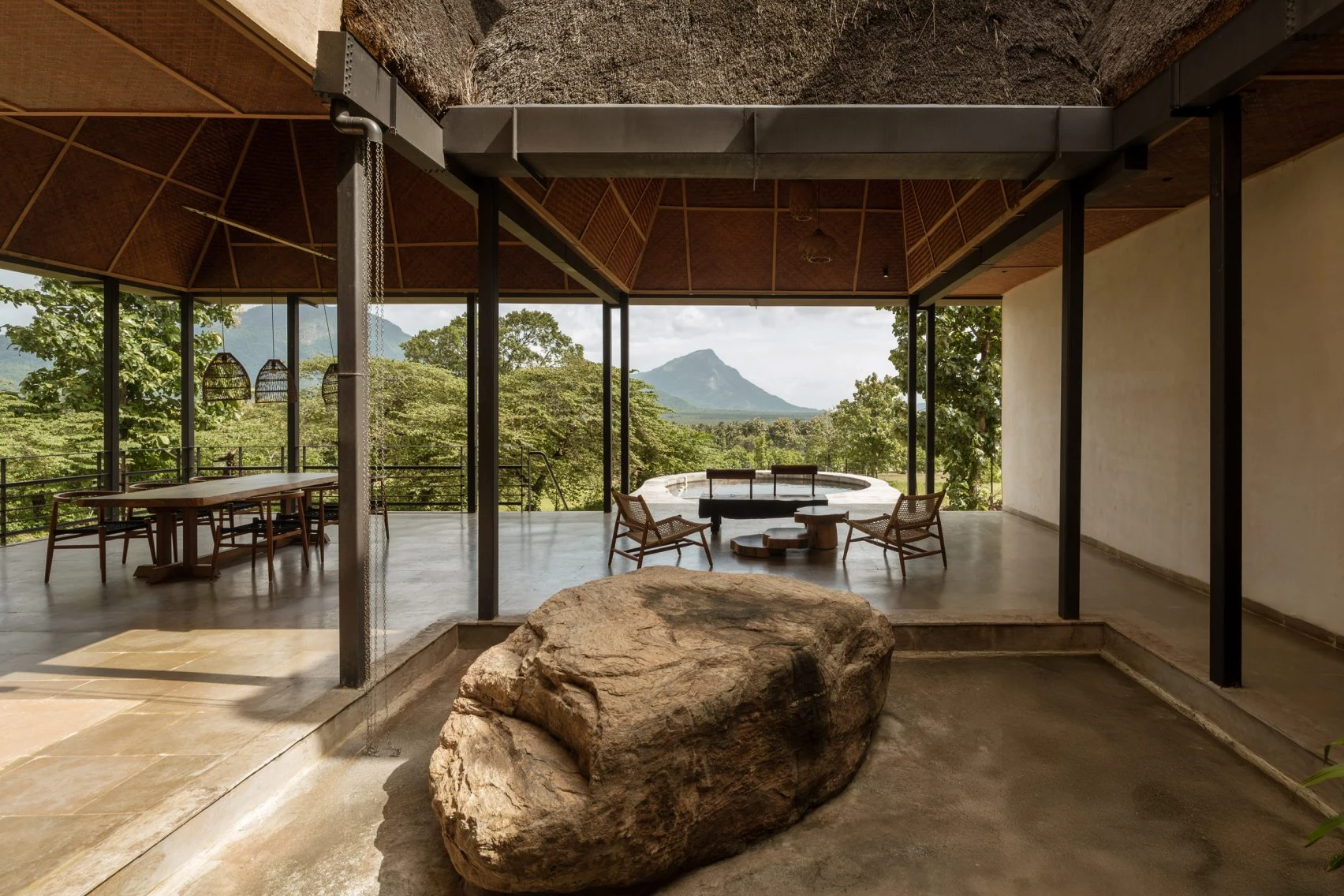 Stillness by Design: Minimalism in Architecture That Slows the Mind 8 Minimalism in Architecture That Slows the Mind