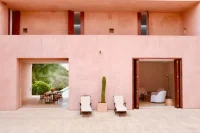 Minimalism in Architecture That Slows the Mind