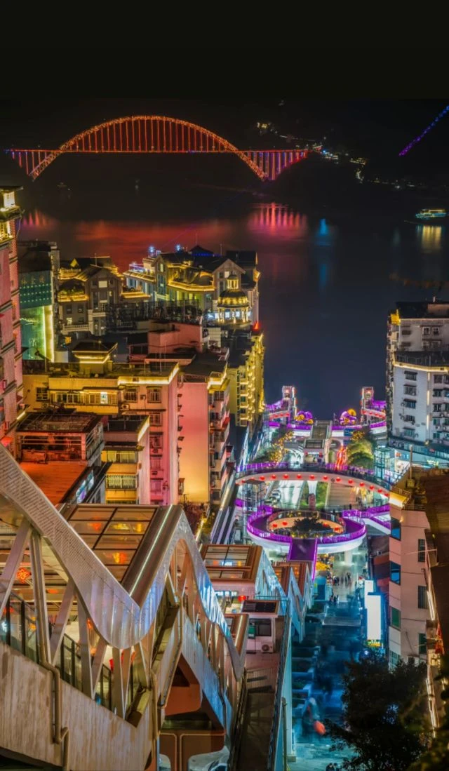 World’s Longest Outdoor Escalator, Wushan Goddess Escalator