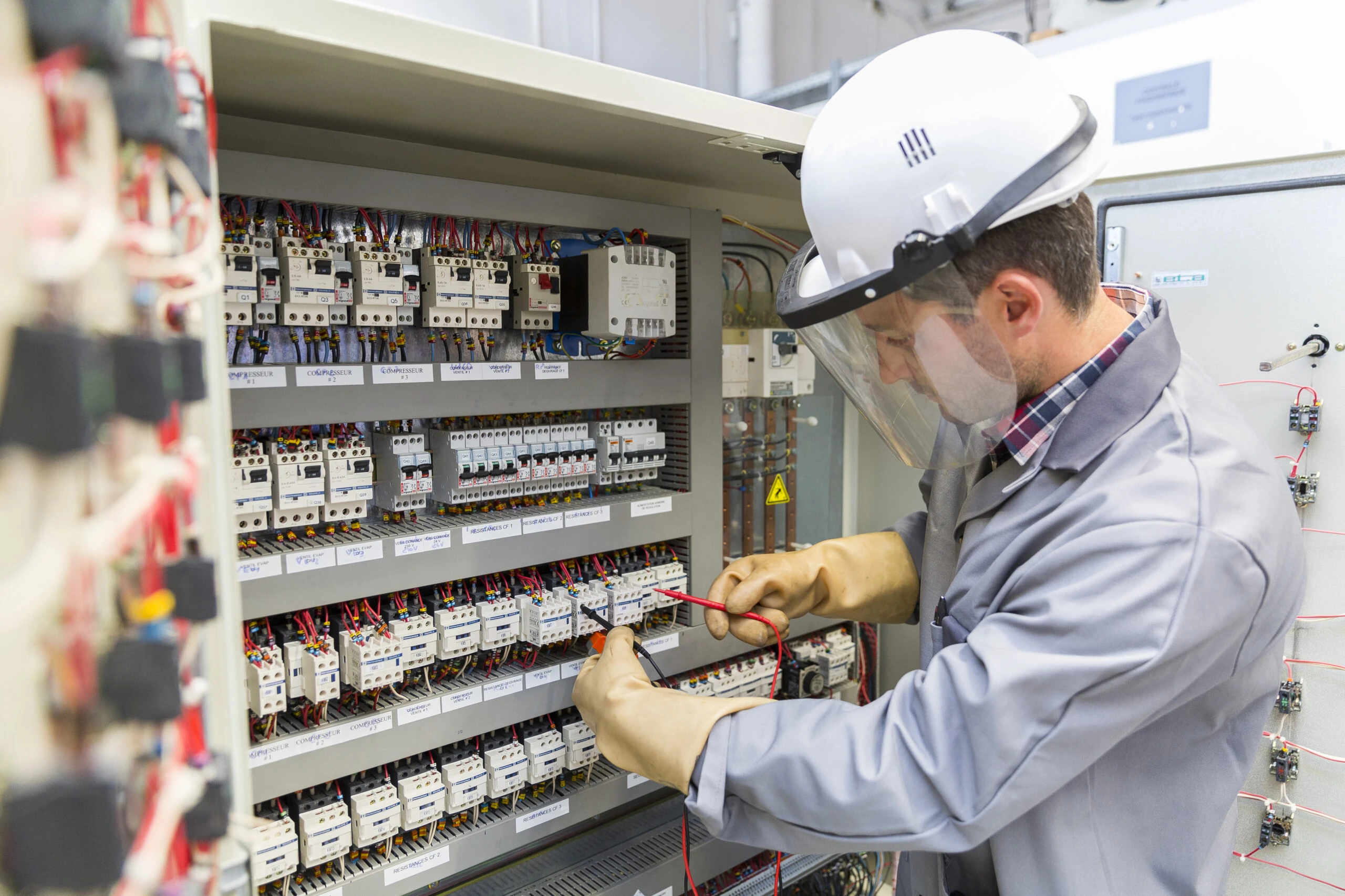 What Skills Modern Electrical Contractors Need?